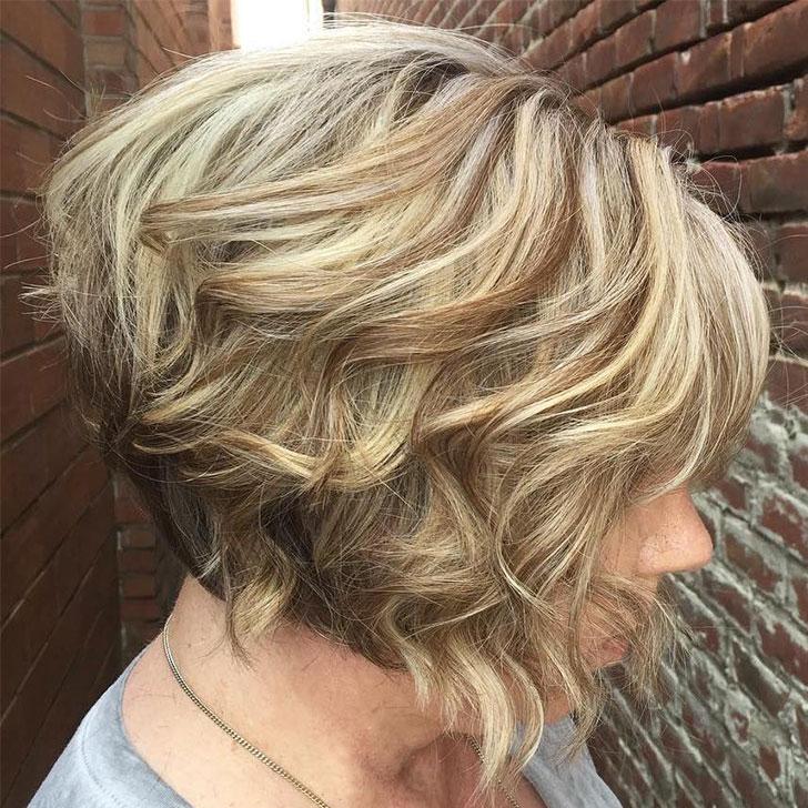 25 Gorgeous Hairstyles For Women Over 50 : IloveFacts.net